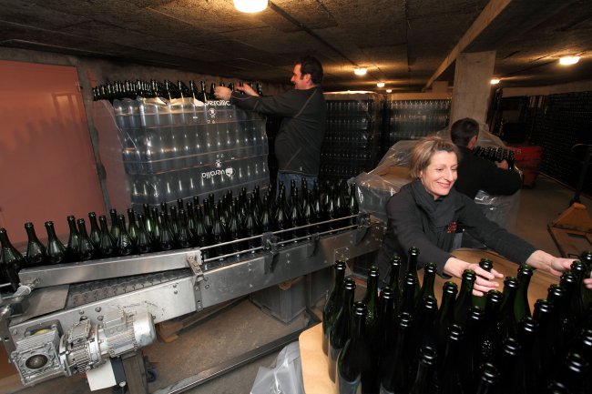 CHAMPAGNE FLEURY GILLE - Tirage : positionnement des bouteilles vides